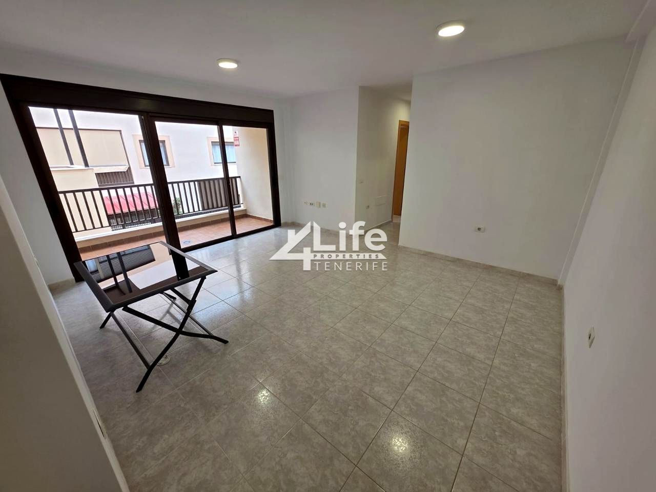 Piso en Calle Envolvente, Cho, Santa Cruz de Tenerife de 123 m2