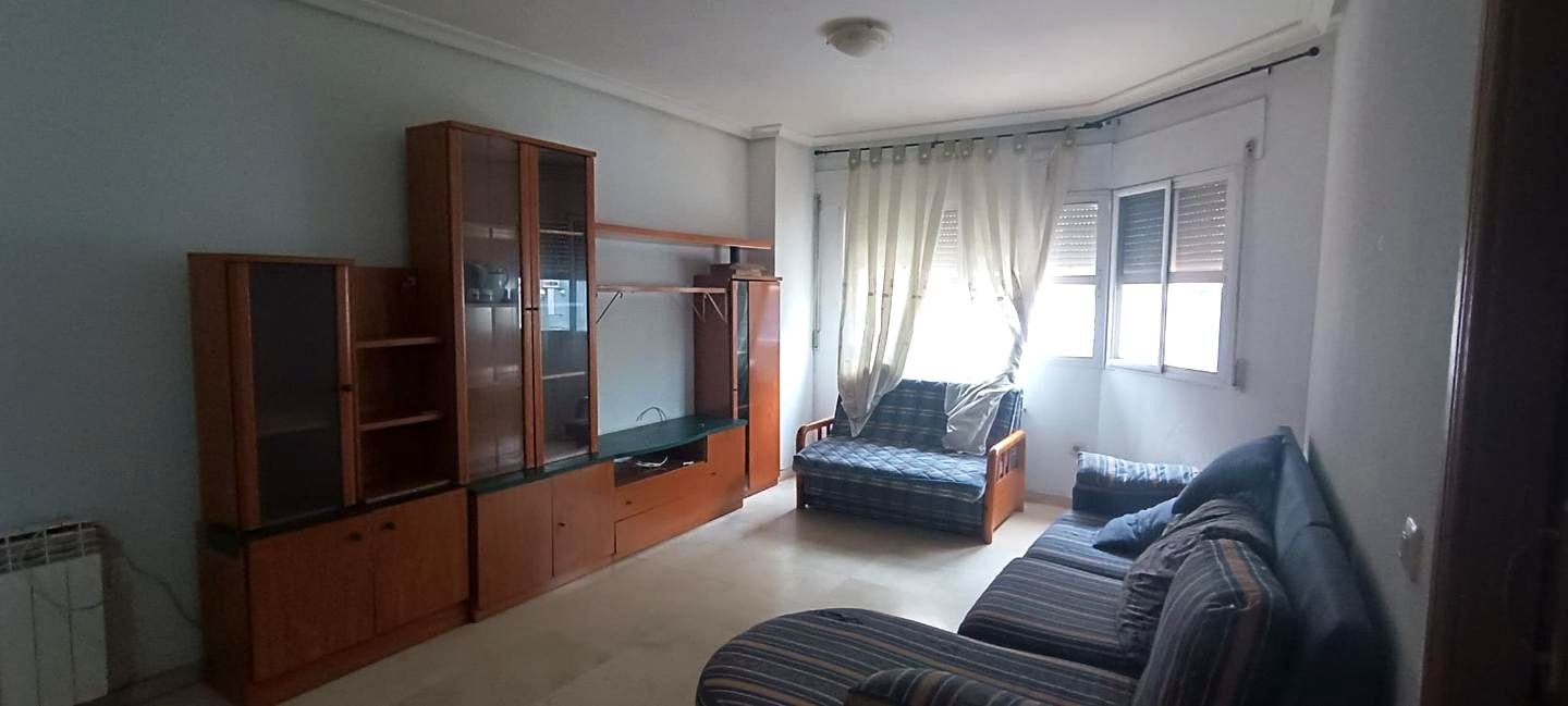 Casa / chalet en Velázquez, Plasencia, Cáceres de 120 m2