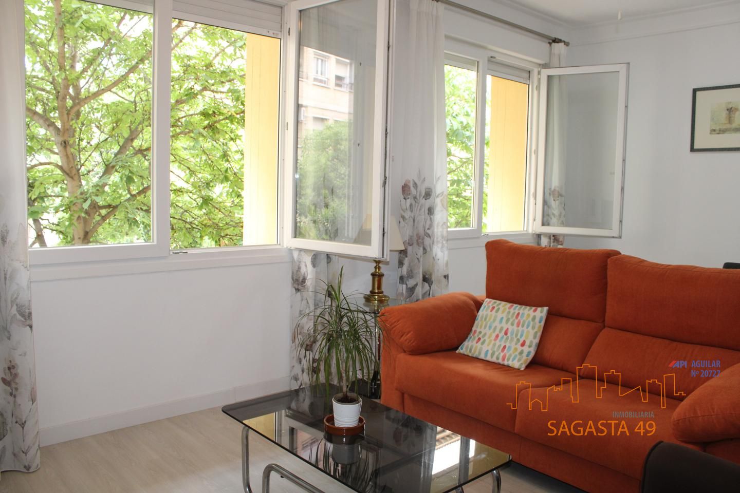 Piso en Zaragoza, Zaragoza de 114 m2