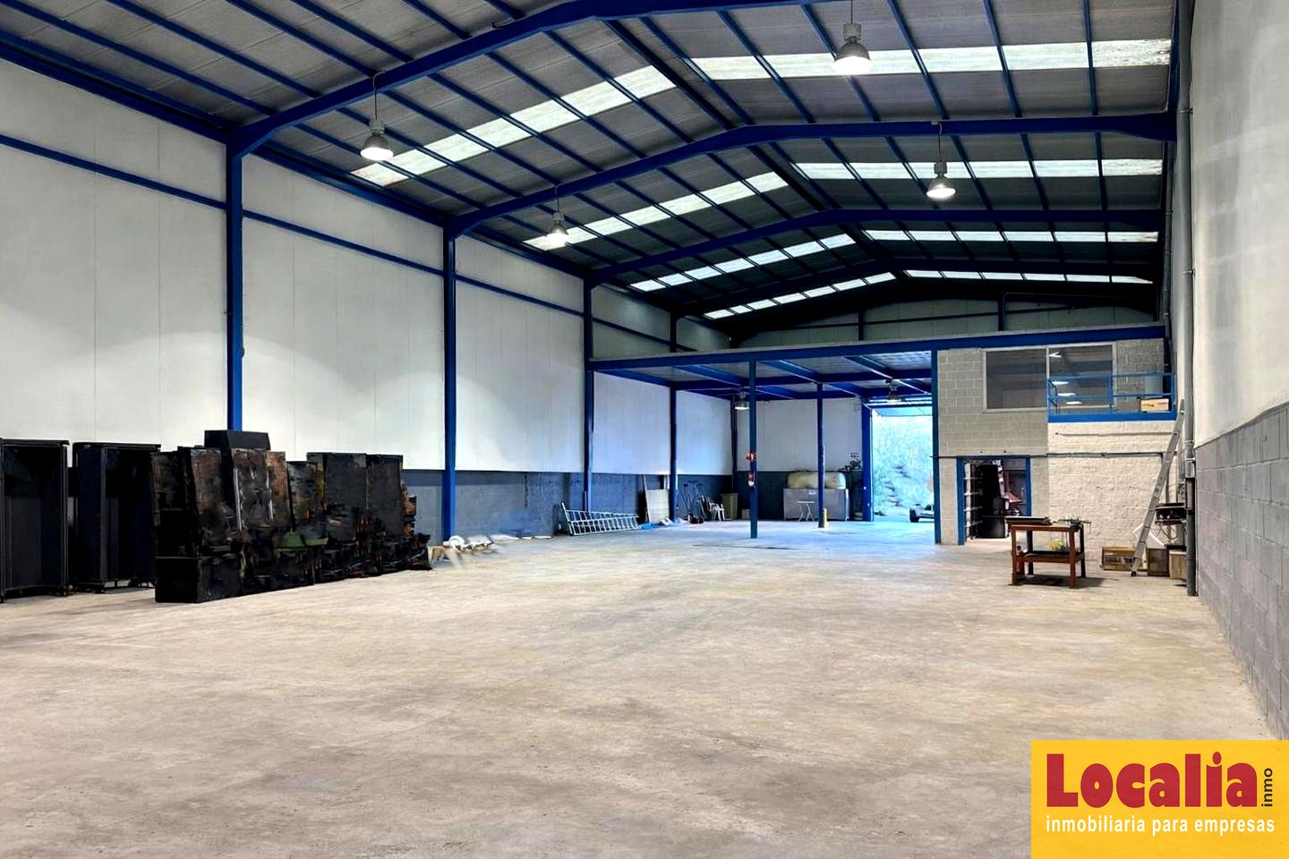Nave industrial en Cartes, Cantabria de 560 m2