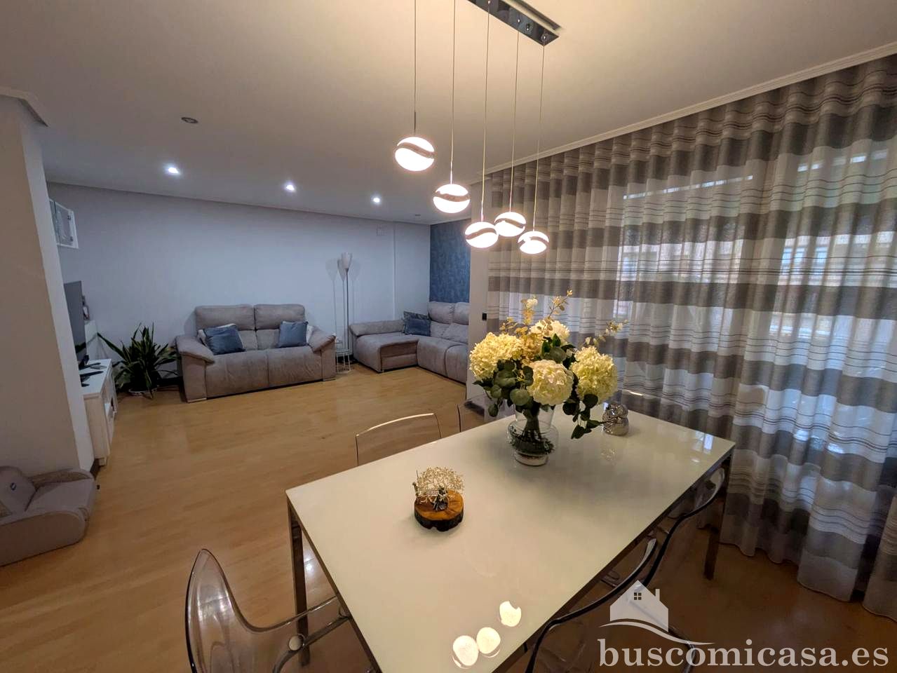 Piso en Avenida San Sebastián, Linares, Jaén de 144 m2