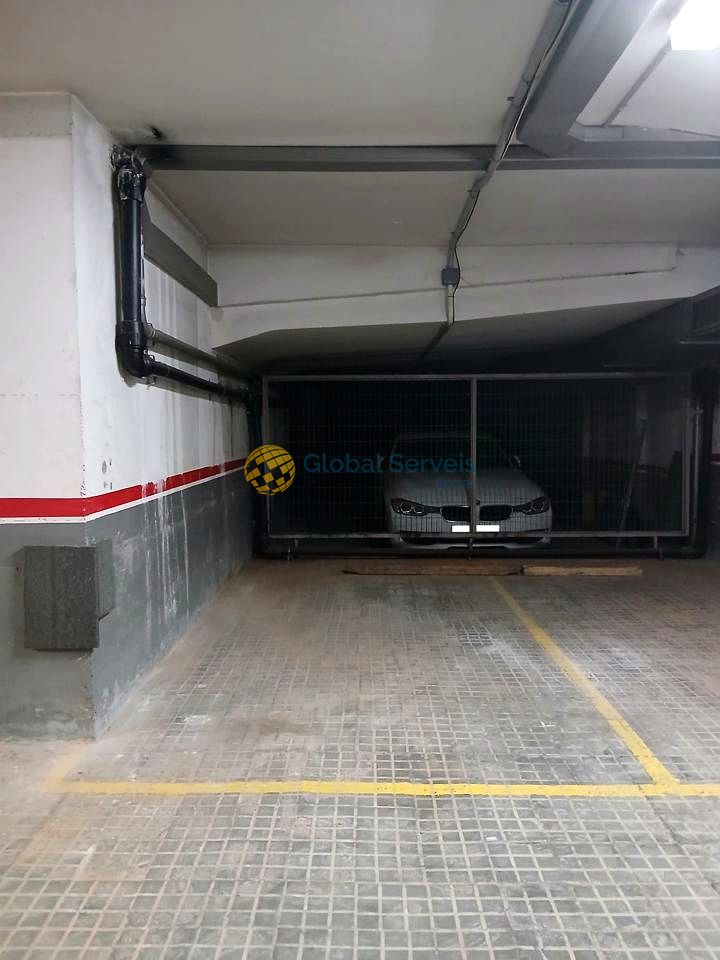 Plaza de parking en Passeig de l'Estació, Abrera, Barcelona de 25 m2