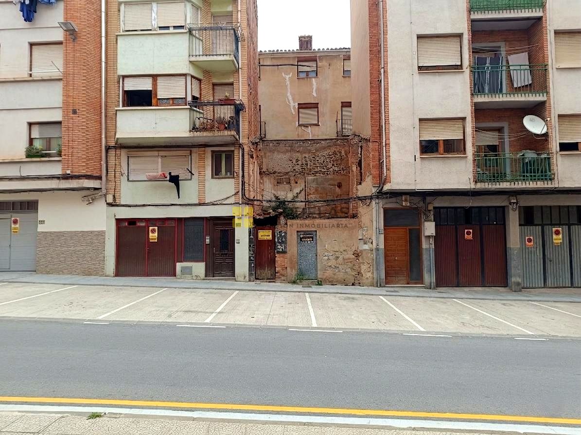 Terreno en Calle Isidoro Gil de Muro 37, Arnedo, La Rioja de 24 m2