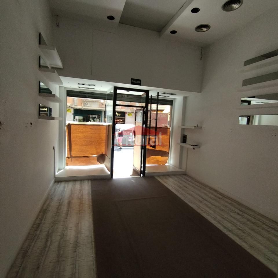 Local en Calle Marqués de Villores, Albacete, Albacete de 39 m2