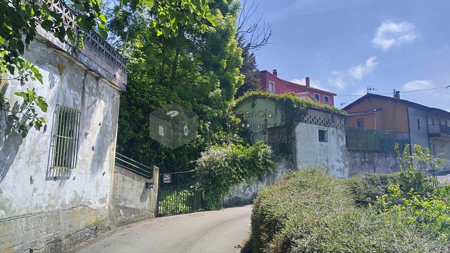 Oficina en Caserio la Pria 1, Mieres, Asturias de 73 m2