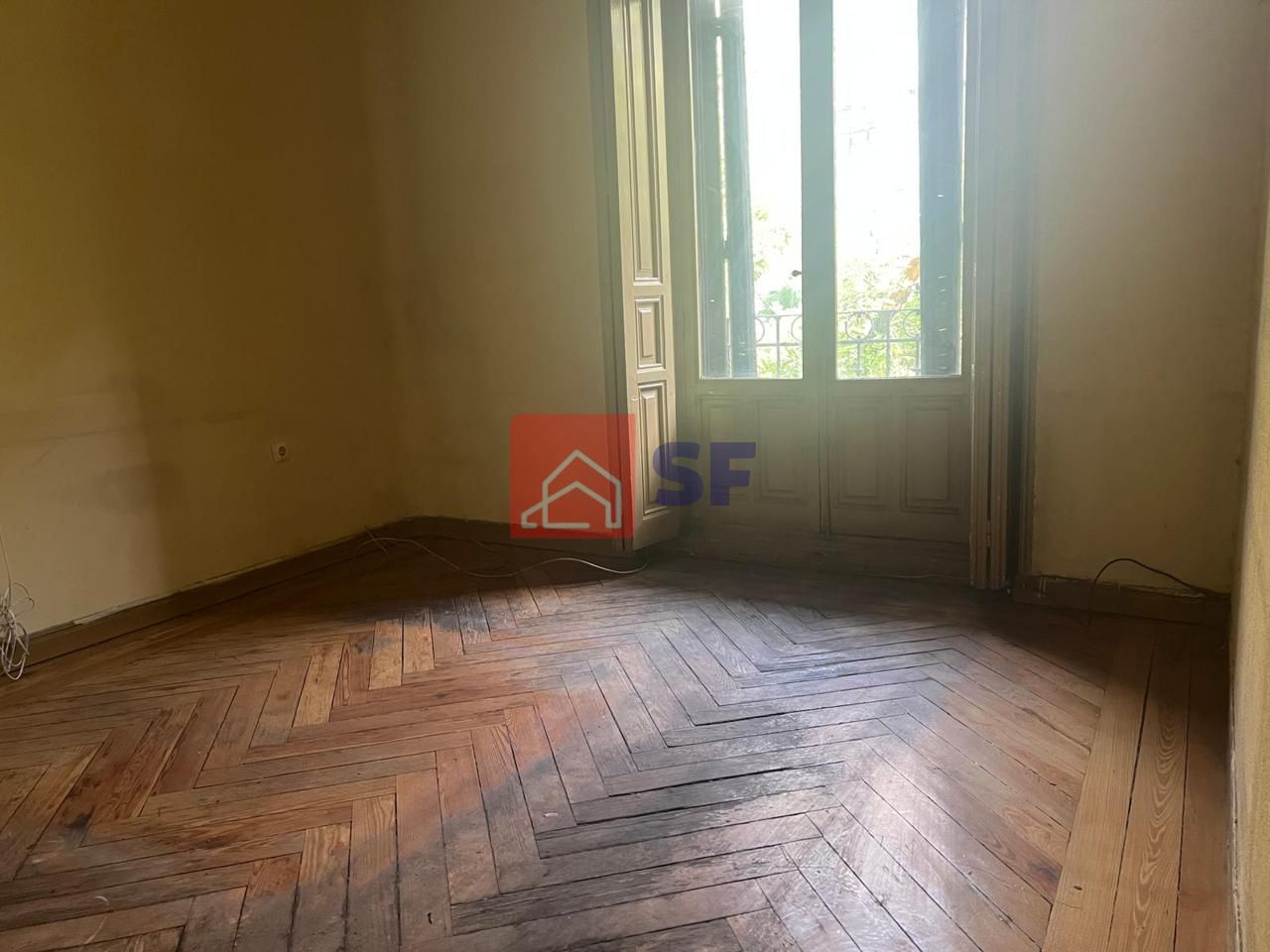 Piso en Calle de O'Donnell, Madrid, Madrid de 140 m2