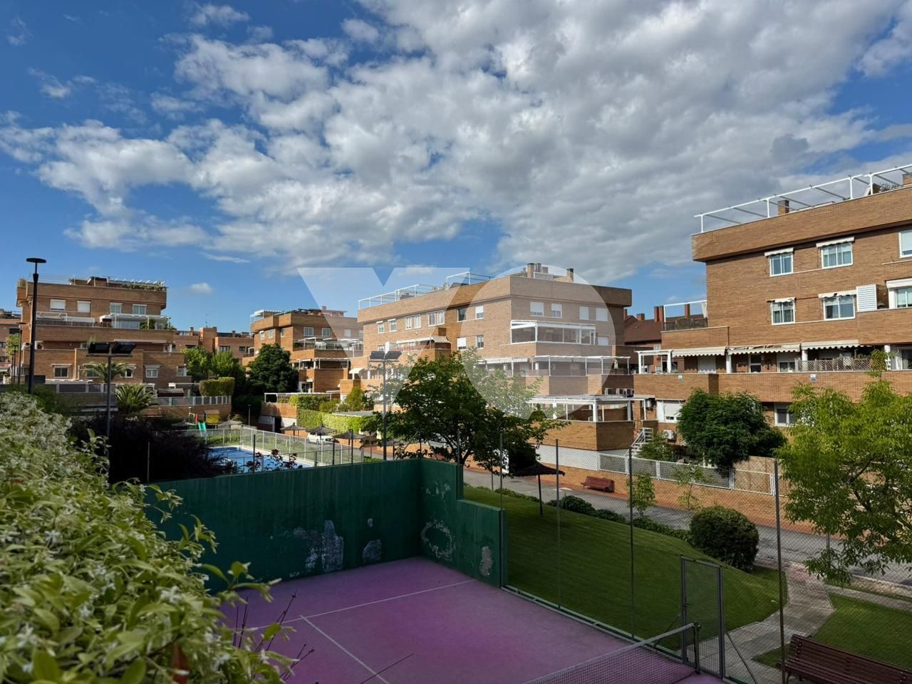 Dúplex en venta, Sector B, Boadilla del Monte, Madrid.