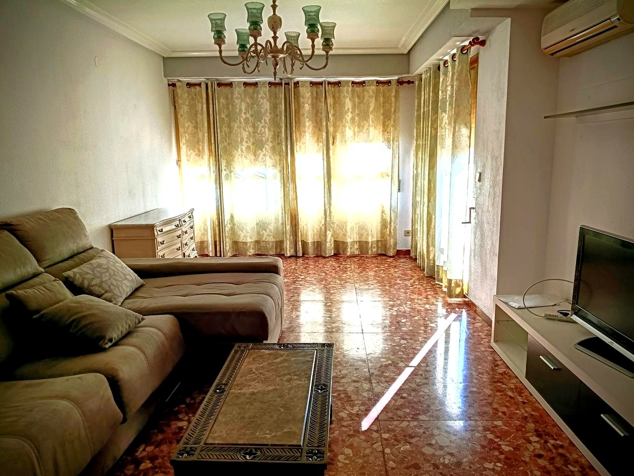 Piso en Carrer de la Diagonal, Elx, Alicante de 98 m2