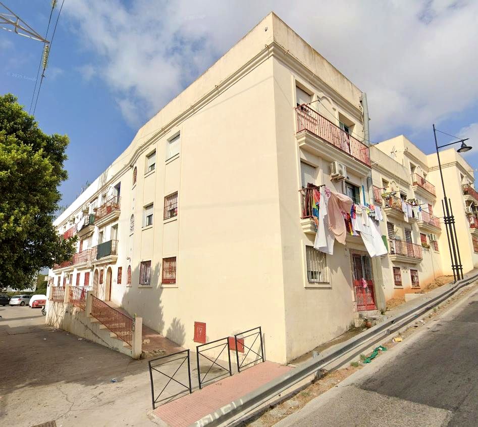 Piso en Avenida de Las Salinas, Fuengirola, Málaga de 75 m2