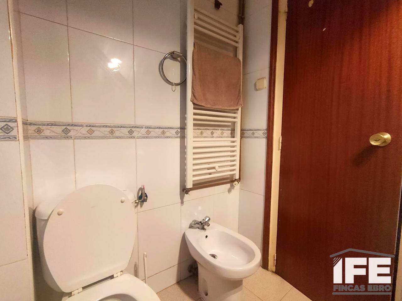 pisos en alagon ·  83000€