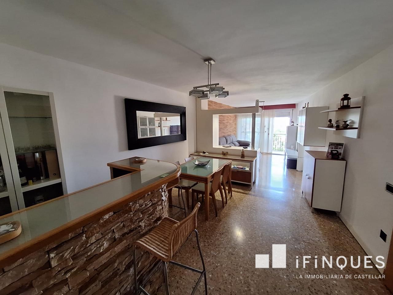 pisos en ullastrell ·  235000€