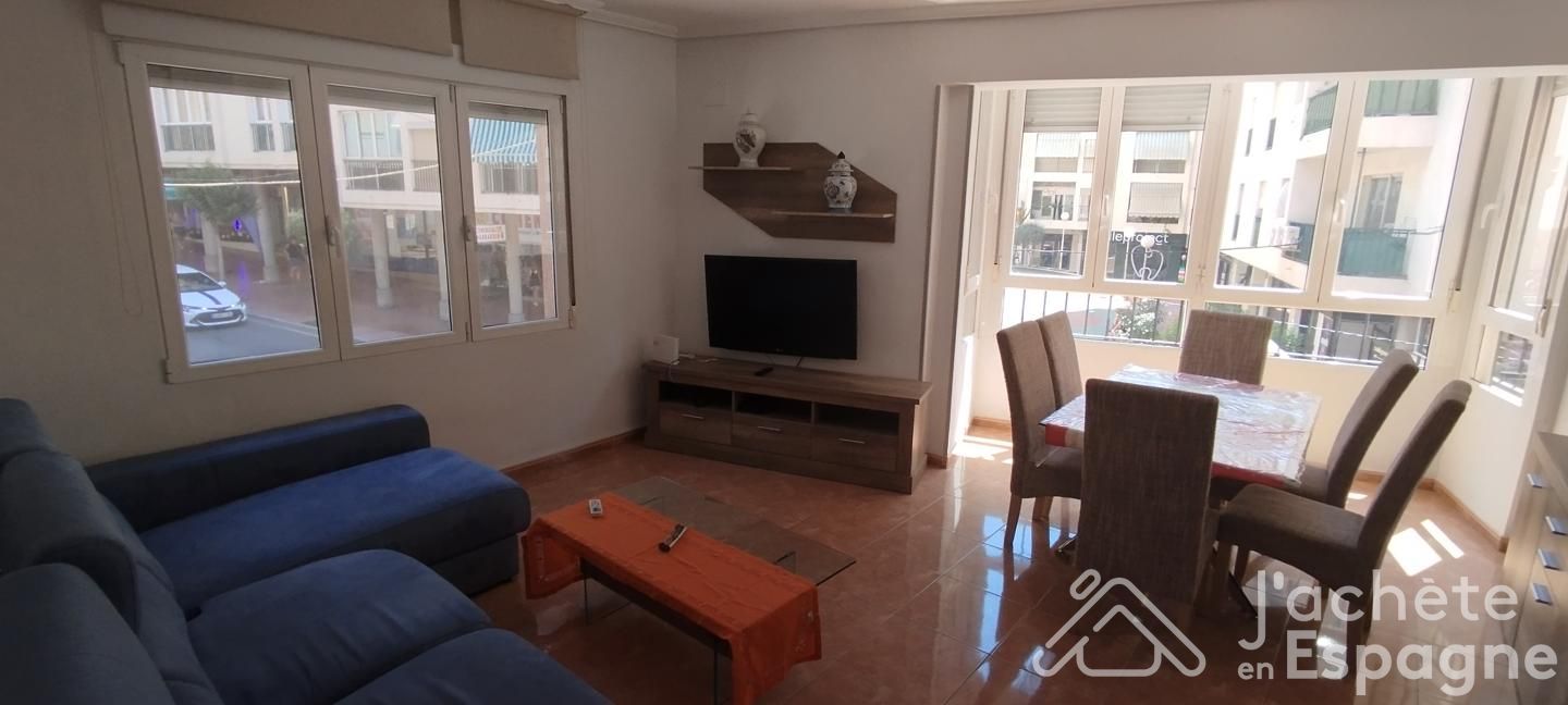 Piso en Calle de Roldán, Benidorm, Alicante de 94 m2