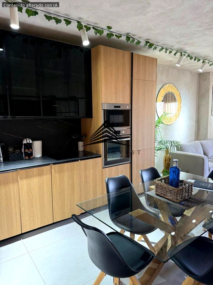Piso en Avenida Adeje 300, Playa Paraiso, Santa Cruz de Tenerife de 76 m2