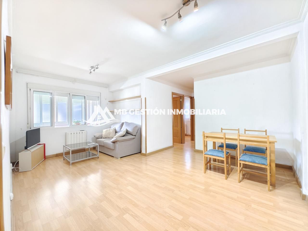 Piso en Calle Seo de Urgel, Fuenlabrada, Madrid de 80 m2