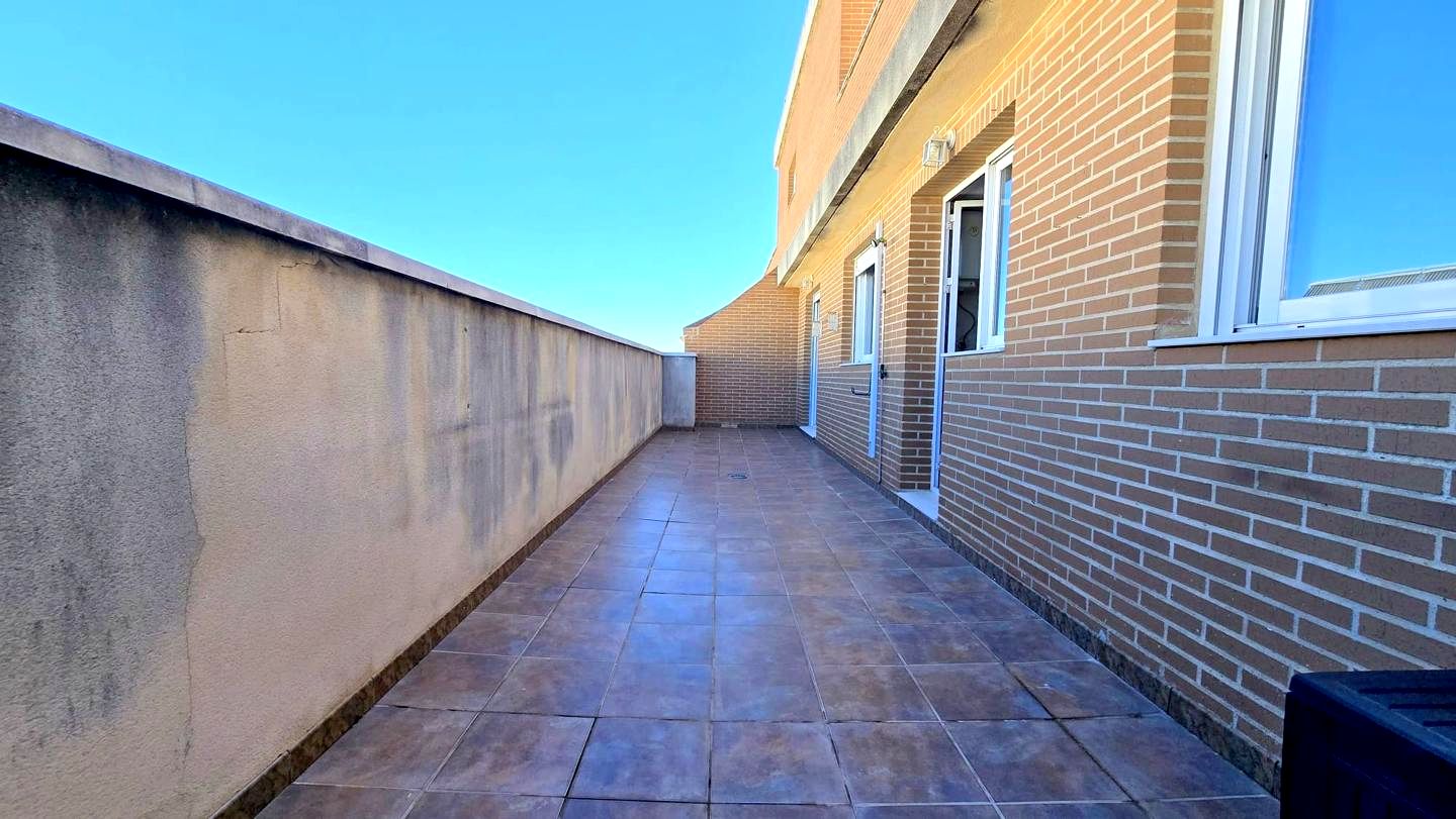 Flat in Carrer de Montitxelvo 1, Gandia, Valencia of 92 m2
