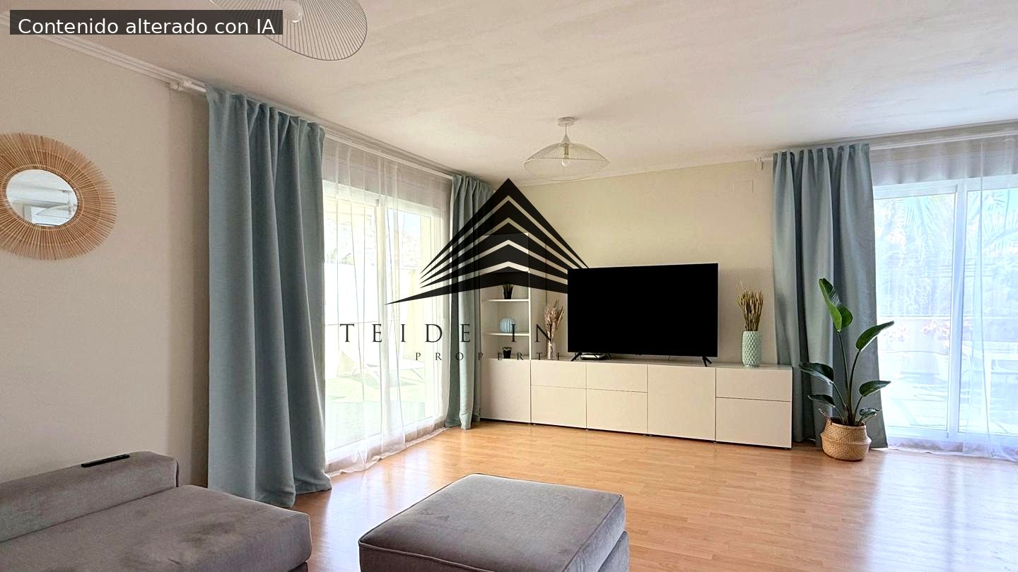 Villa in Calle Beirut 43, Costa Adeje, Santa Cruz de Tenerife of 366 m2