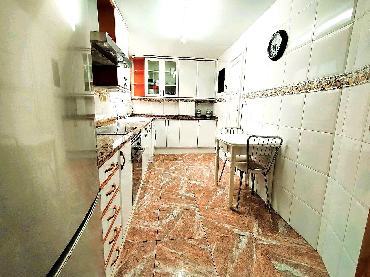 Piso en Carretera de Pego, Oliva, Valencia de 106 m2