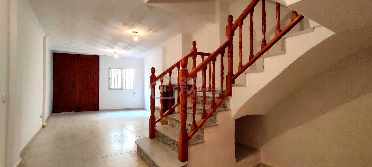 Villa in Parra, Orxeta, Alicante of 179 m2