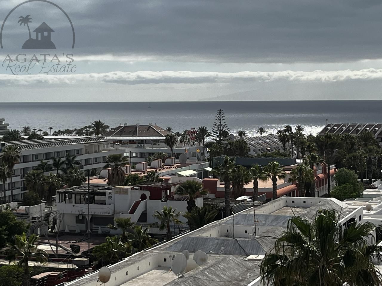 Apartment in Los Cristianos - view 1