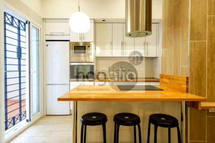 Flat in TRIANA - PAGES DEL CORRO, Sevilla, Sevilla of 155 m2