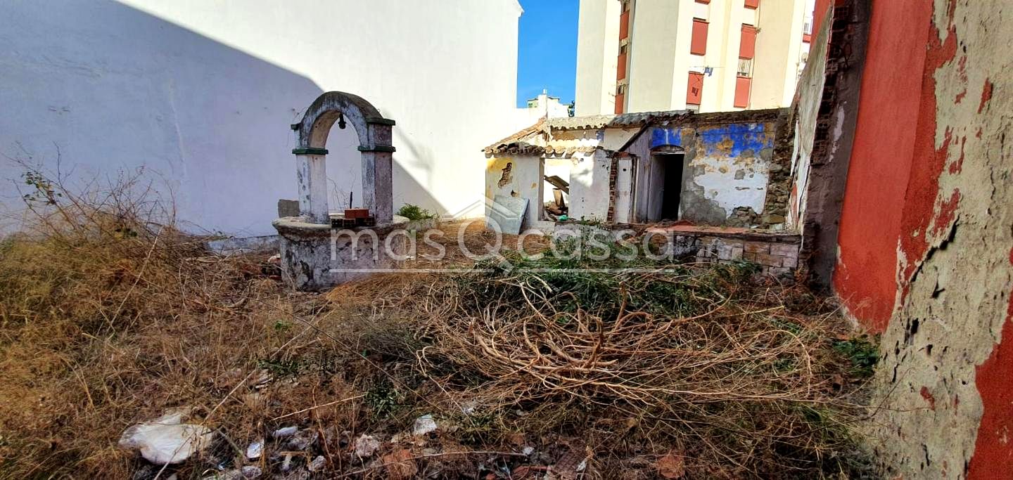 Casa / chalet en Calle Gabriel Miró, La Línea de la Concepción, Cádiz de 123 m2