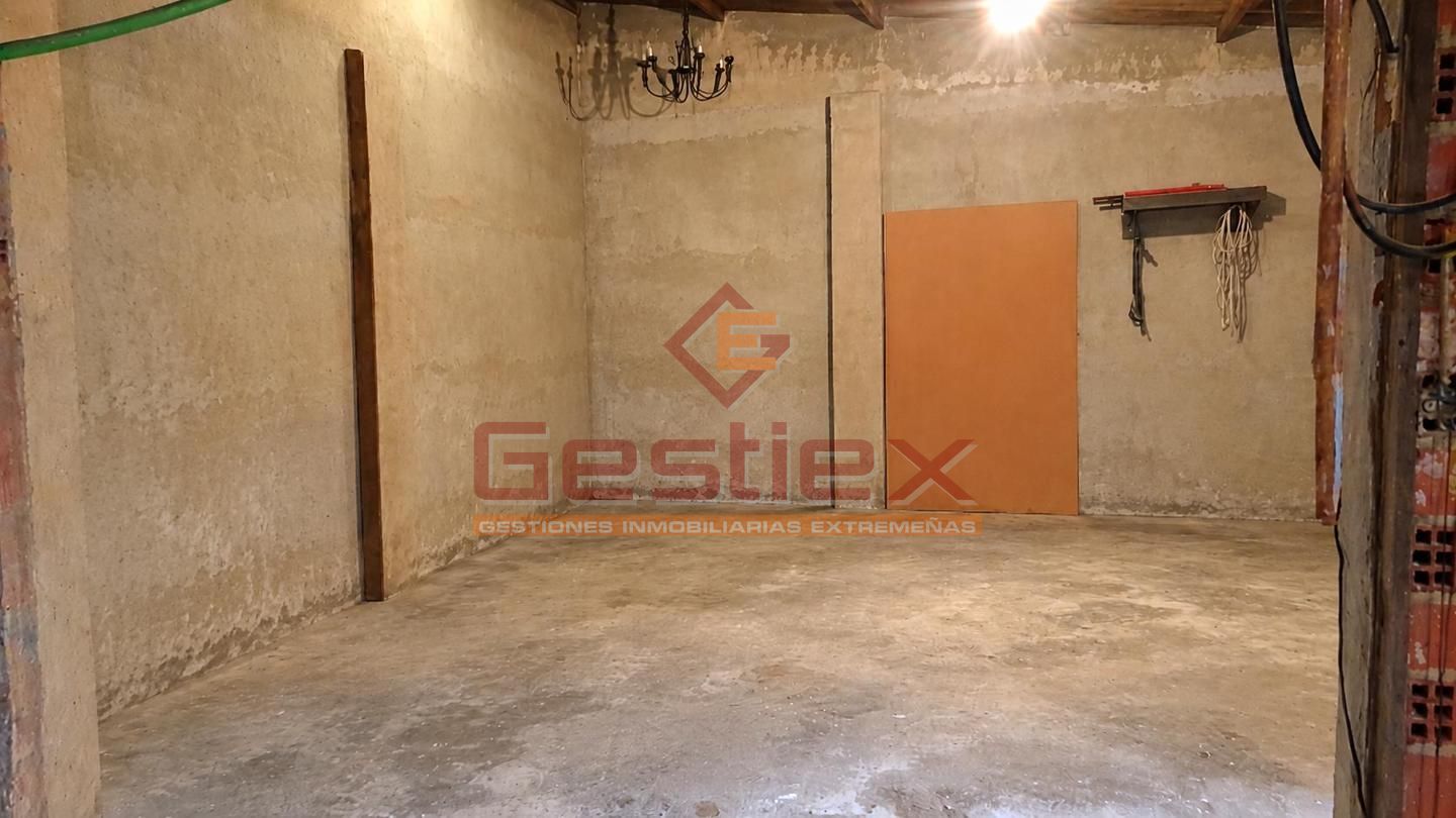 Nave industrial en Almendralejo, Badajoz de 194 m2