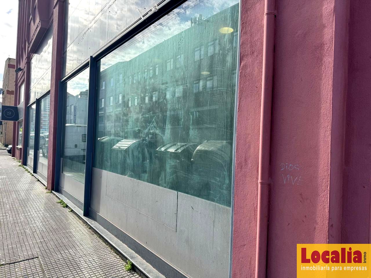 Local en La Albericia, Santander, Cantabria de 227 m2