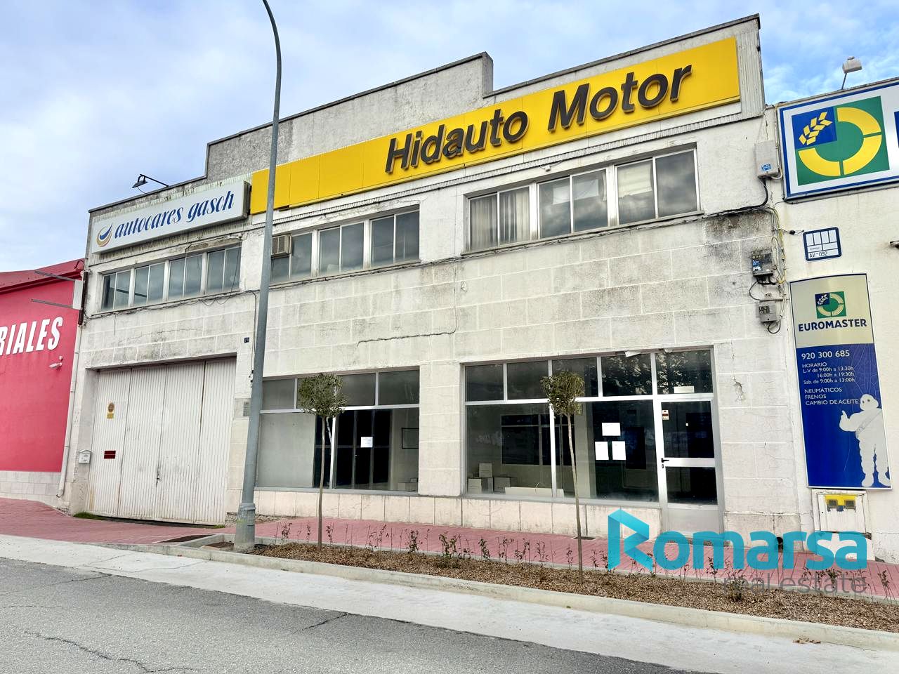 Nave industrial en Avenida de Emilio Romero, Arévalo, Ávila de 707 m2