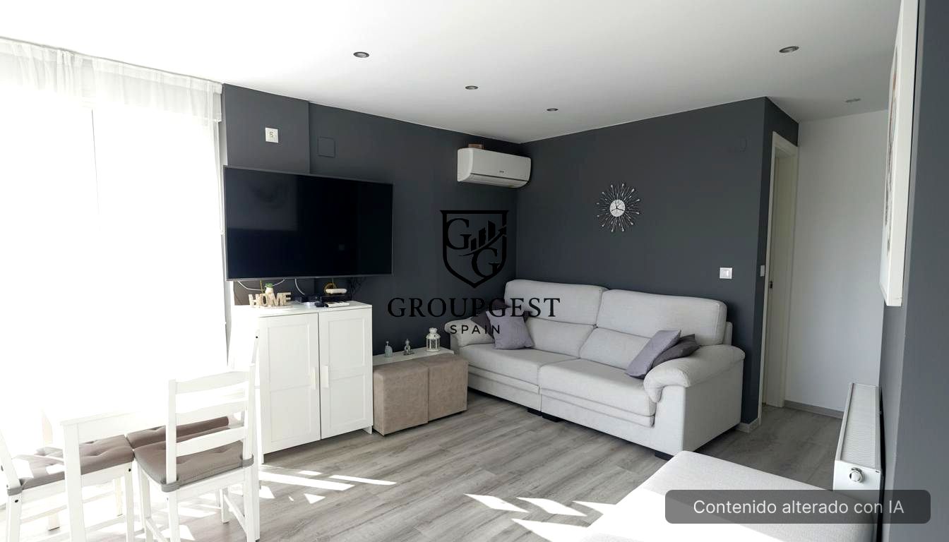 Piso en Calle Loma de los Riscos, Torremolinos, Málaga de 50 m2