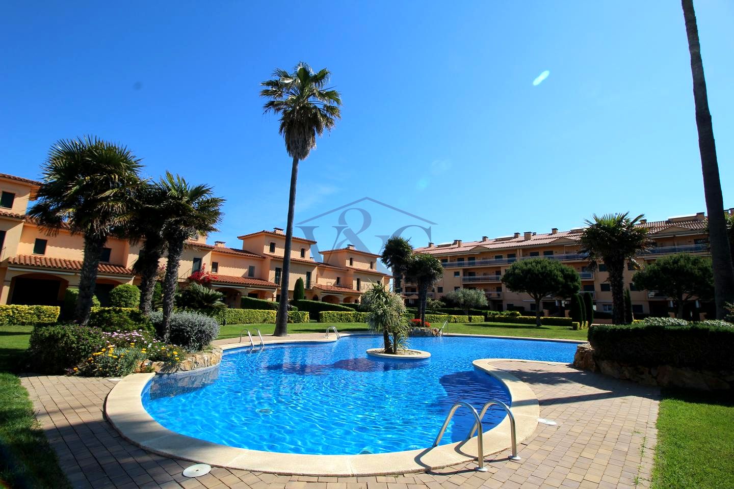 Flat in arenales del mar, Pals, Girona of 80 m2
