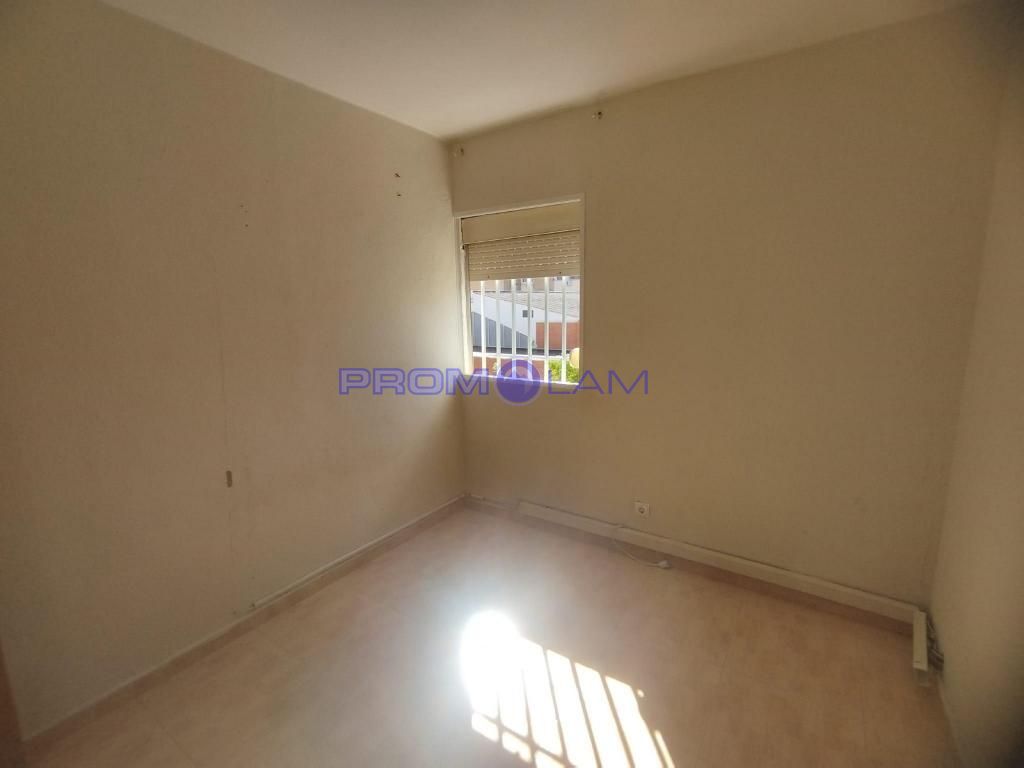 pisos en sevilla · calle-mar-tirreno-41015 169000€