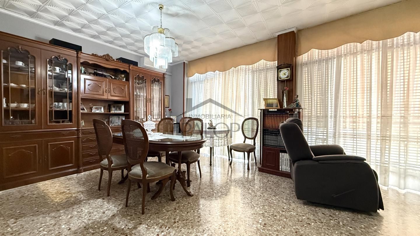 Piso en Carcaixent, Valencia de 131 m2
