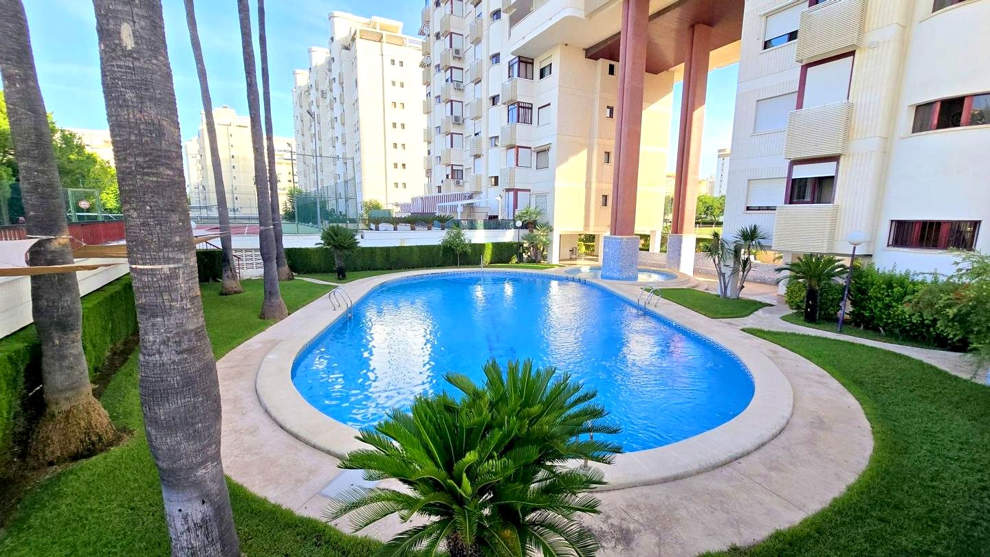 Piso en Carrer de la Rioja 145, PLAYA DE GANDIA, Valencia de 42 m2