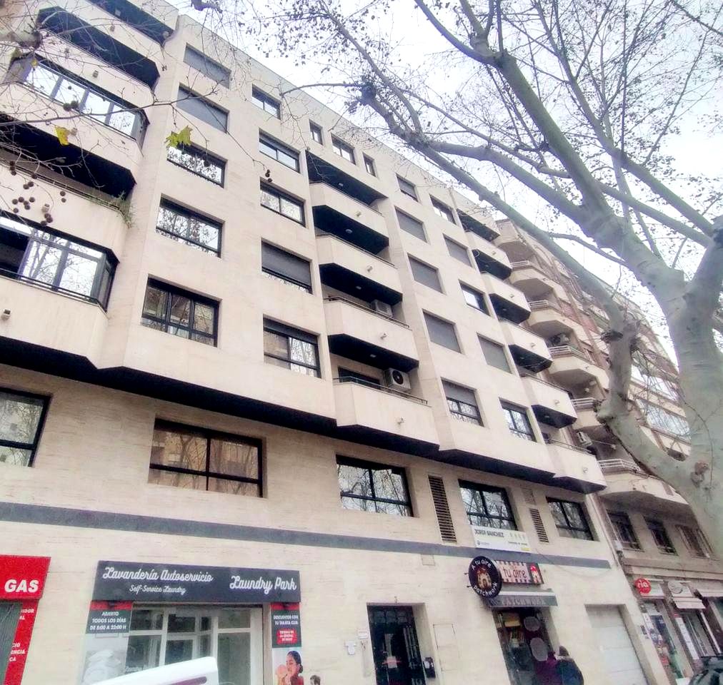 Oficina en Carrer de Joan Antoni Mayans, Oliva, Valencia de 85 m2