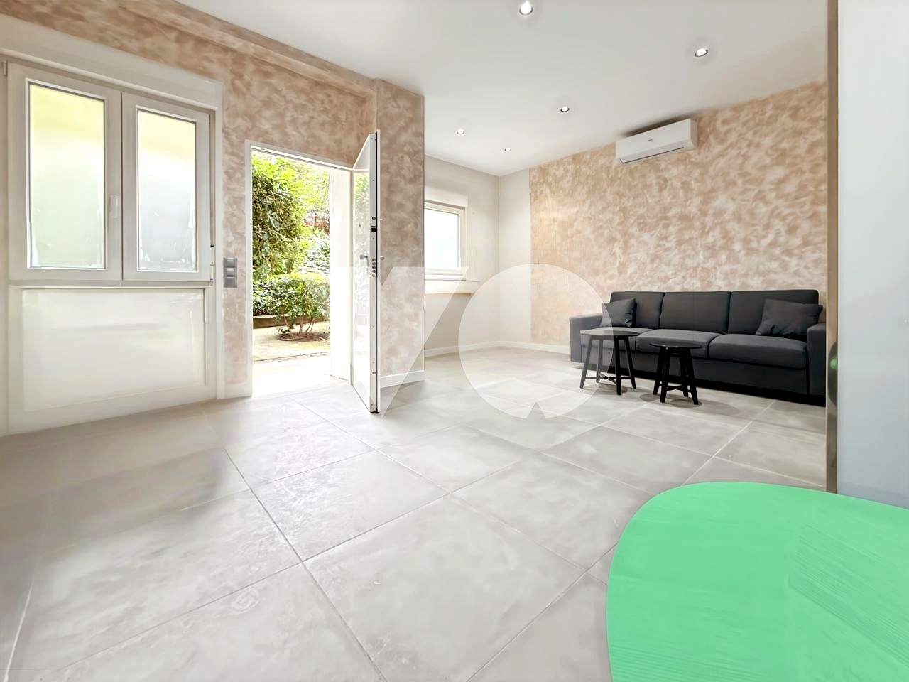 Local en venta, La Elipa, Ciudad Lineal, Madrid