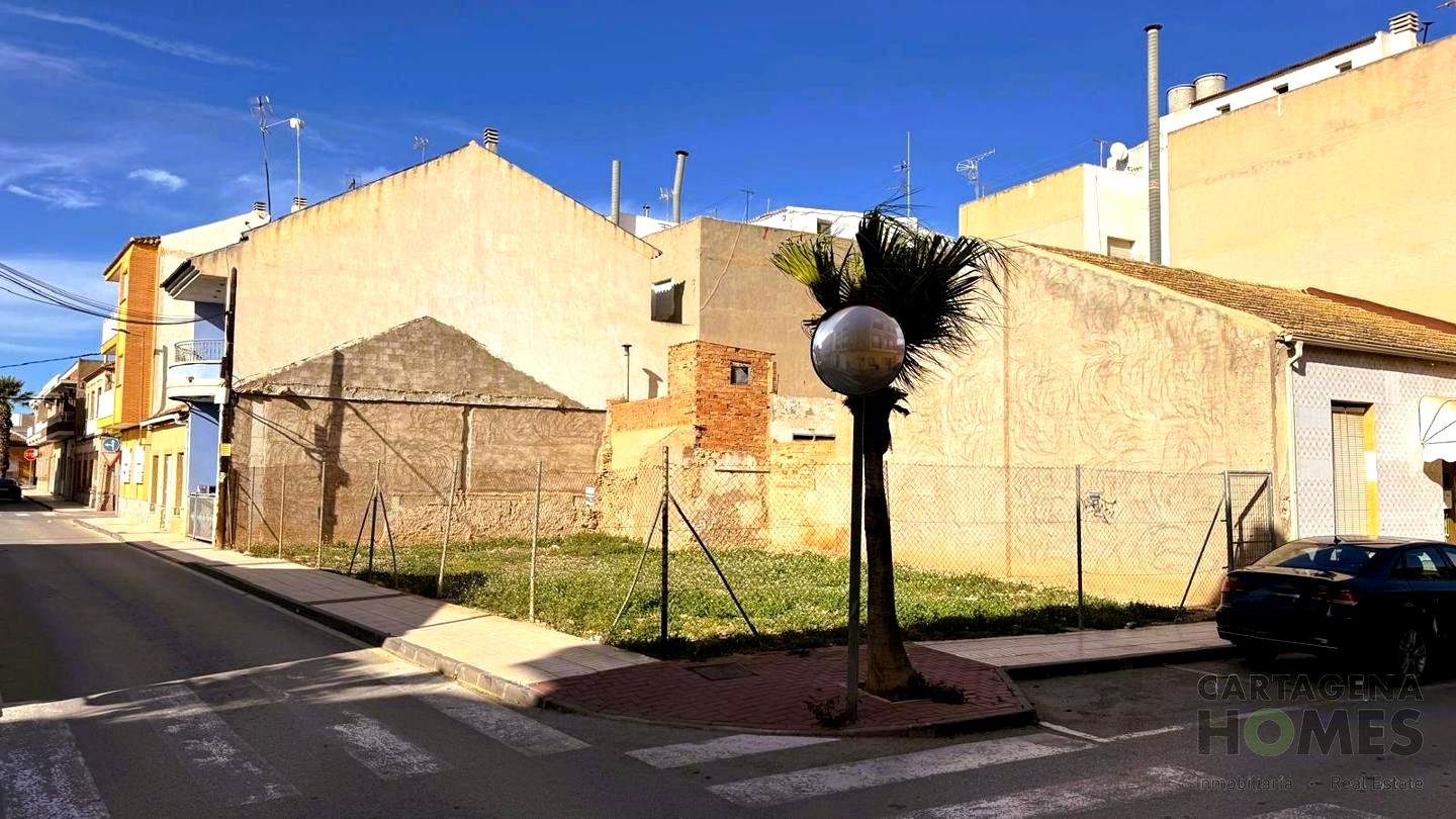 terrenos en los-alcazares · los-alacazares 99900€