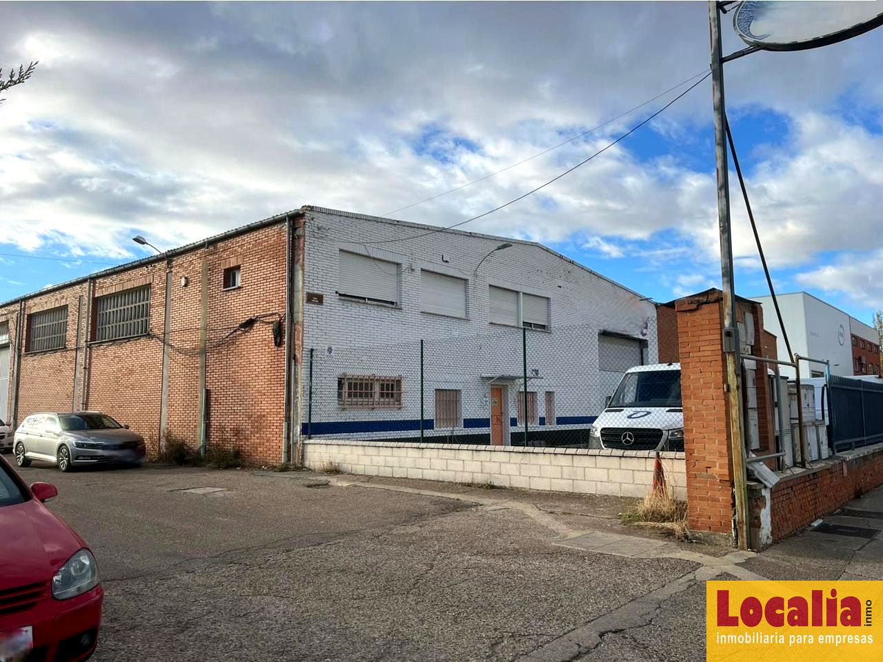 Nave industrial en Calle Vizcaya, Palencia, Palencia de 346 m2