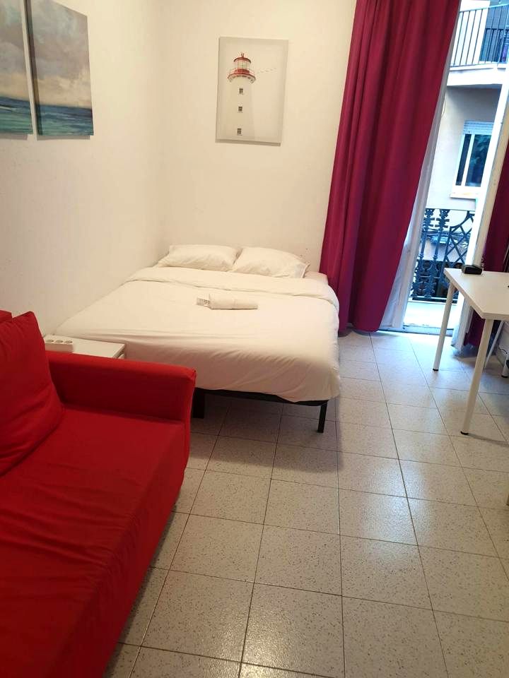Piso · Barcelona · 2 hab.