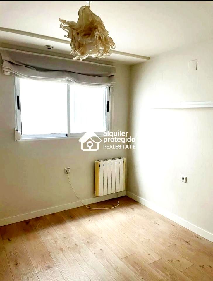 pisos en alicante-(alacant) · centro 1400€