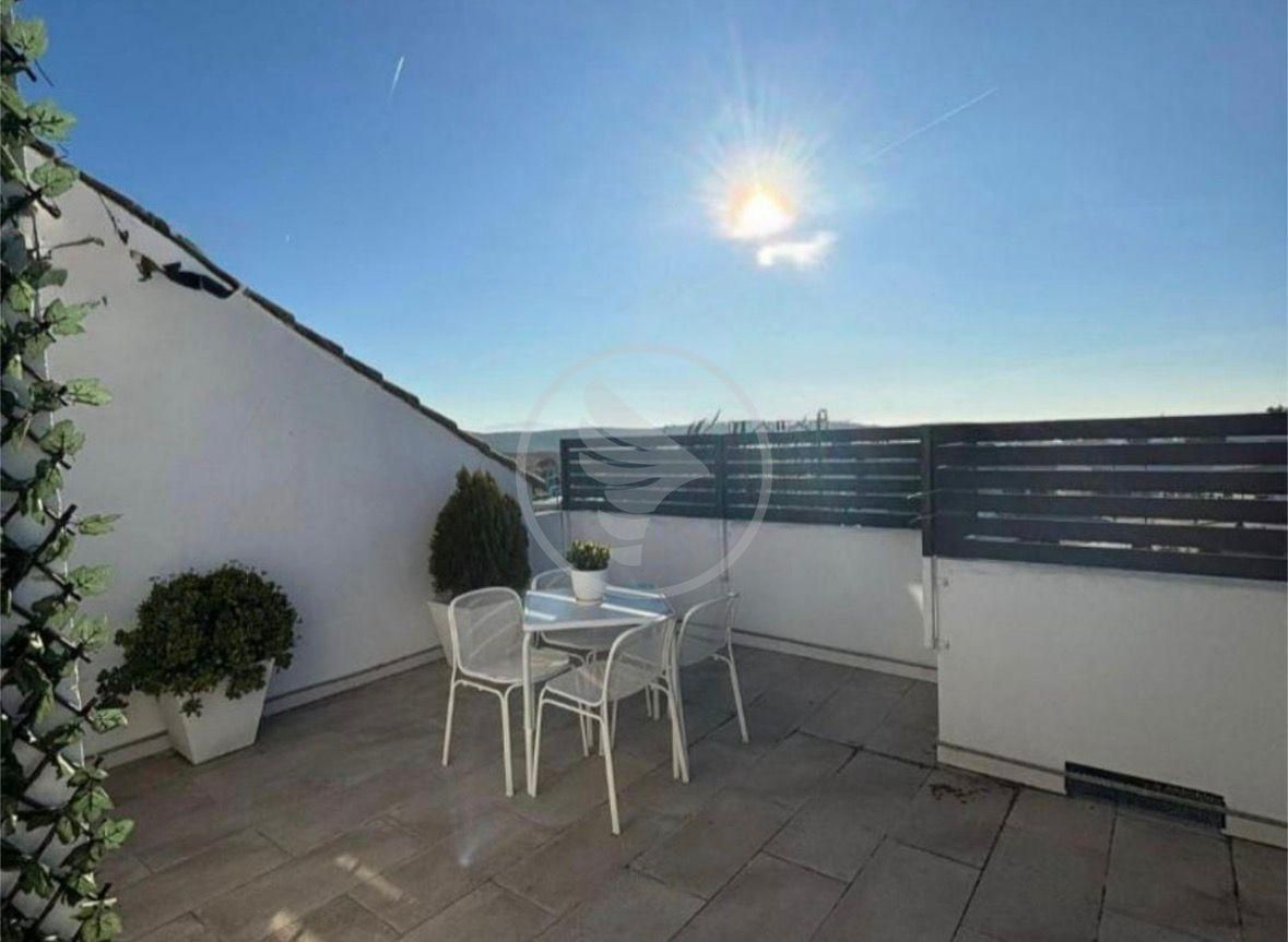 Piso en Avenida de Andalucía, Linares, Jaén de 108 m2