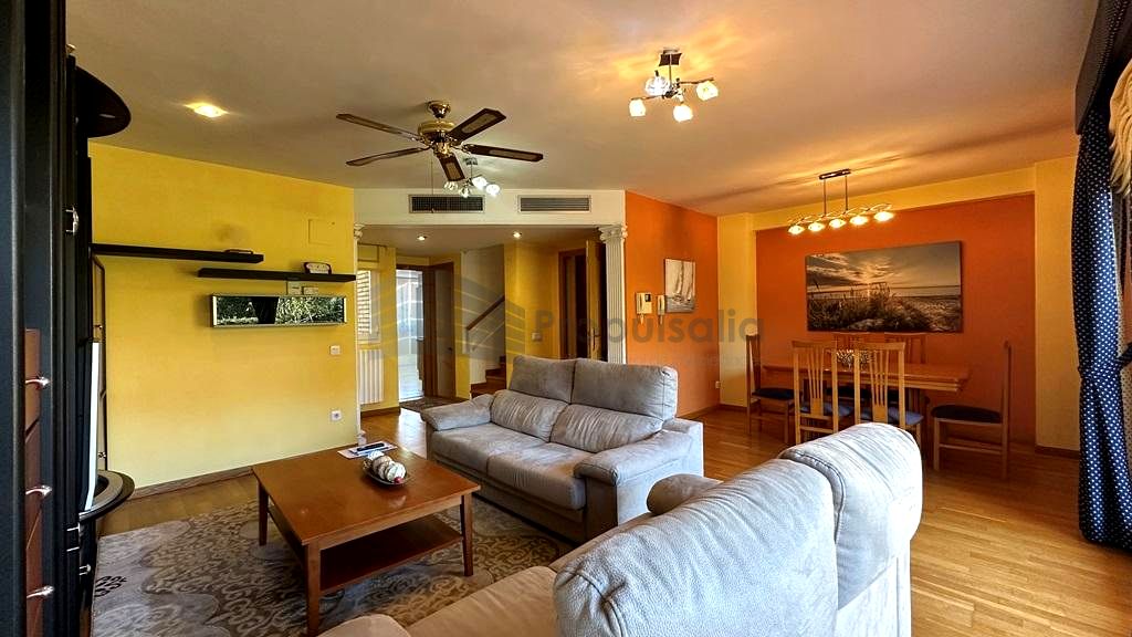 Casa / chalet en Avenida de la Ilustración, Zaragoza, Zaragoza de 330 m2