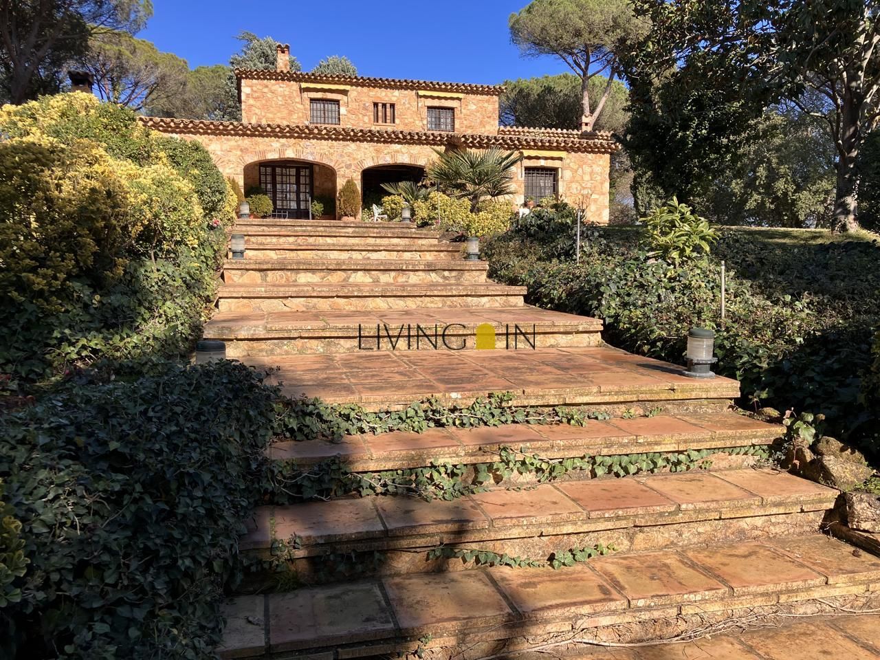 fincas-rusticas en caldes-de-malavella · montana 7500000€