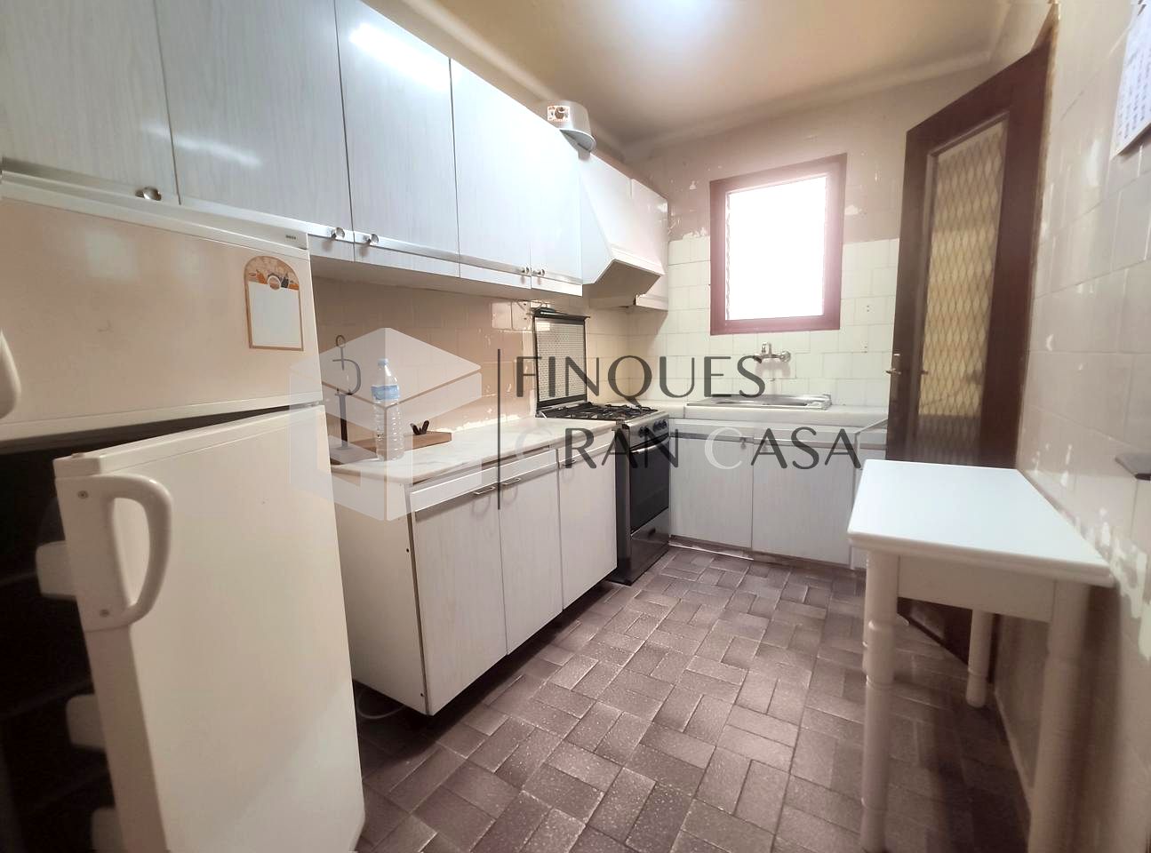 Flat in Carrer Sant Jordi, Canovelles, Barcelona of 69 m2