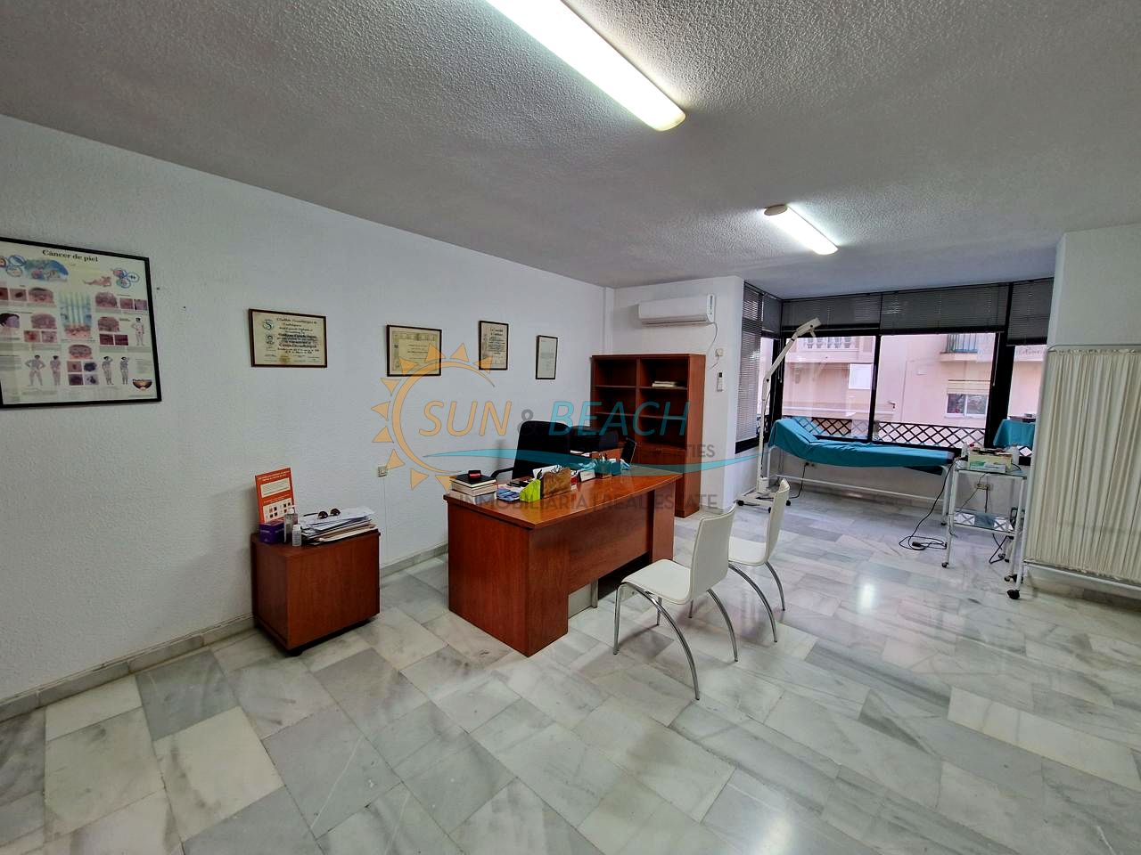 Piso en Avenida de Andalucía 1, Almuñécar, Granada de 98 m2