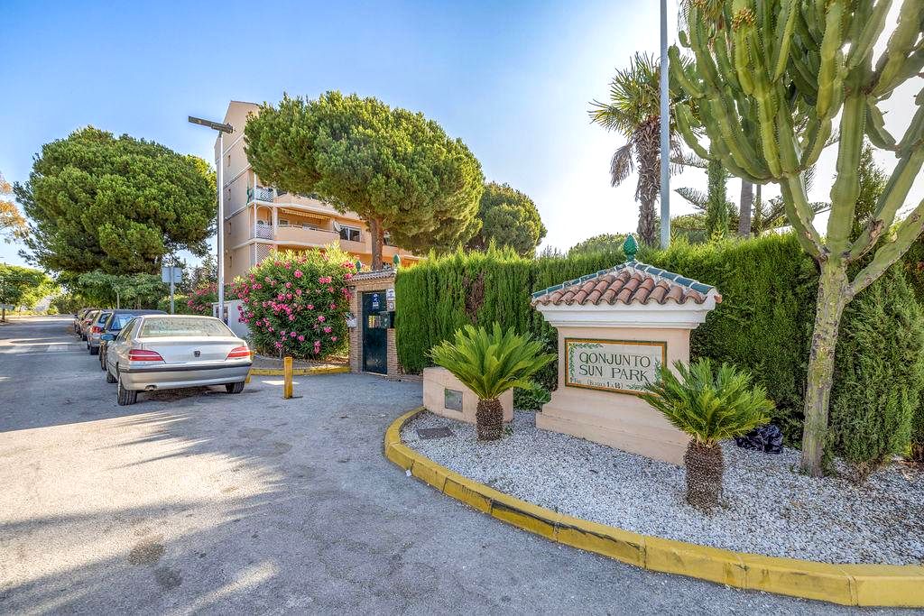 Piso en Carril de la Resinera, Estepona, Málaga de 114 m2