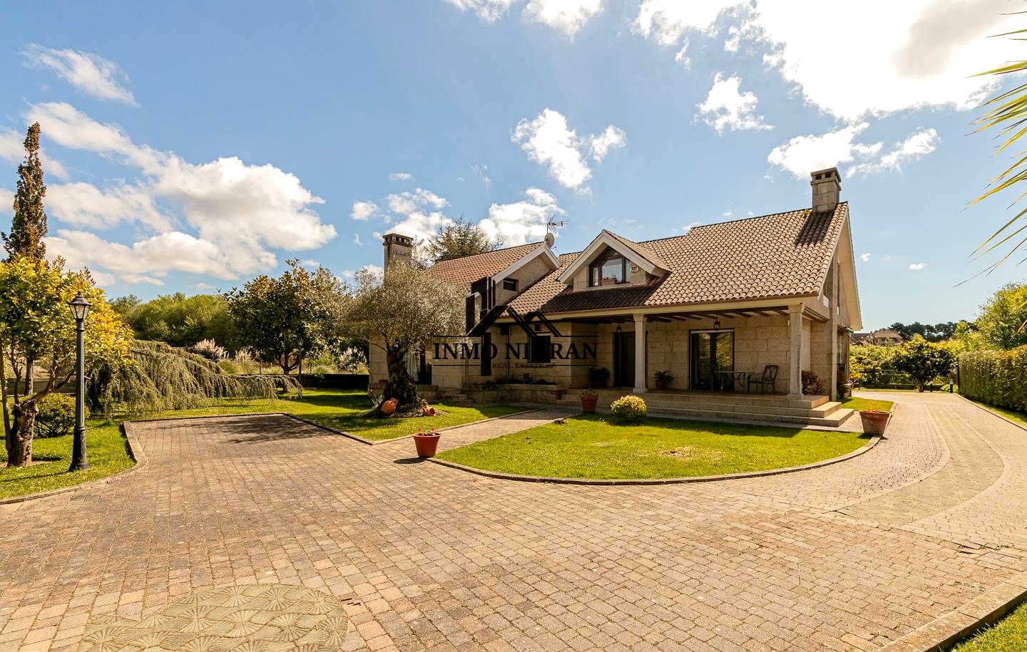 Casa / chalet en Camiño da Torriña, Nigrán, Pontevedra de 440 m2