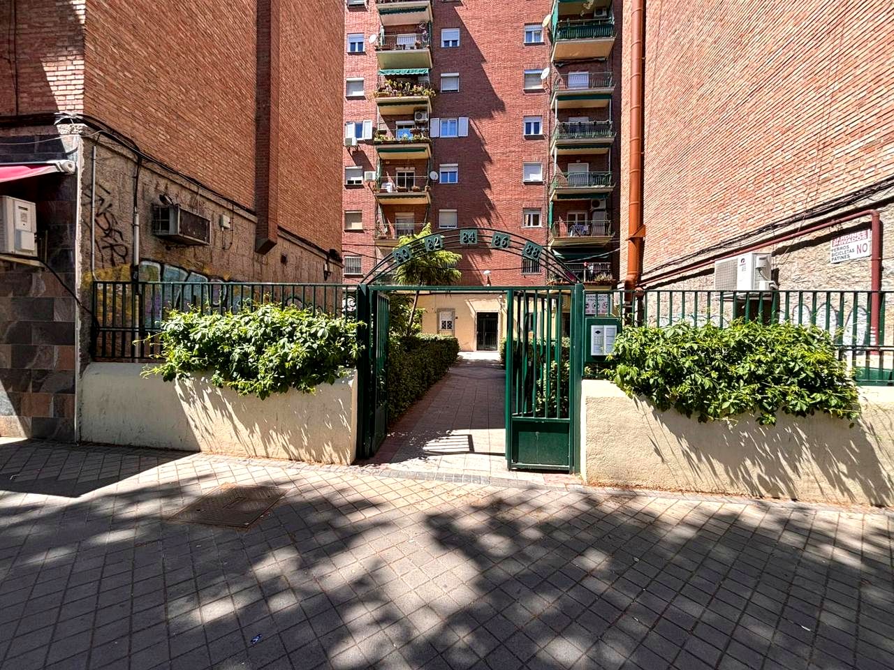 Piso en Calle de Eugenia de Montijo, Madrid, Madrid de 126 m2