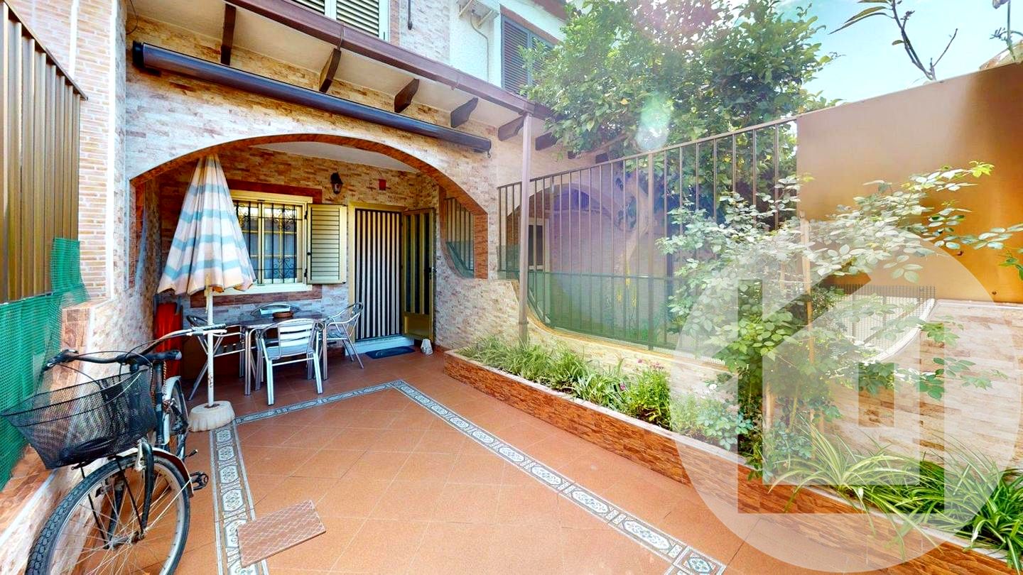 Piso en Calle Málaga, Los Alcázares, Murcia de 63 m2