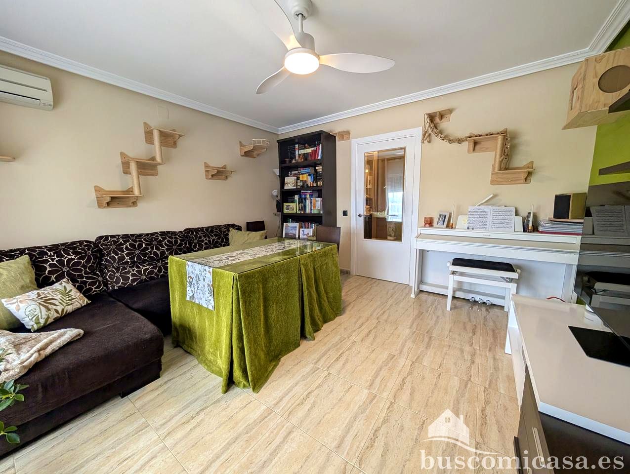 Piso en Calle Emilia Pardo Bazán, Linares, Jaén de 90 m2
