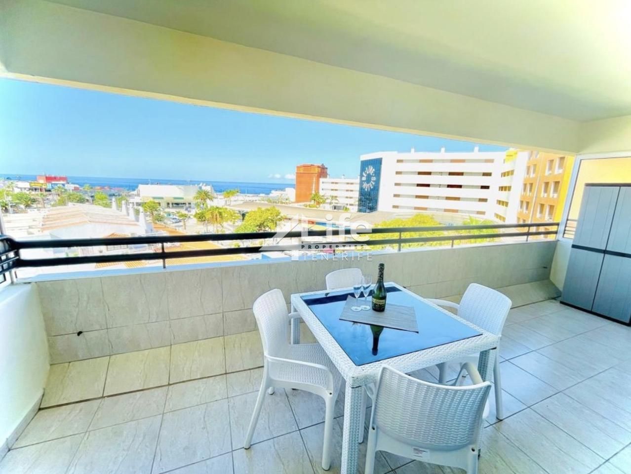 Piso en Avenida de España, Costa Adeje, Adeje de 59 m2